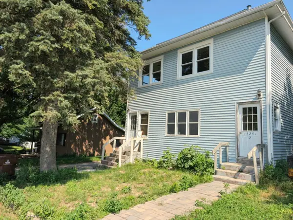 525 E Pine Road, Edmore, MI 48829