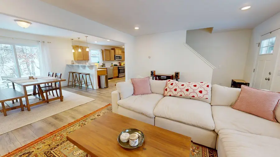 803 Parkwood Drive, Greenville, MI 48838 - Image #3