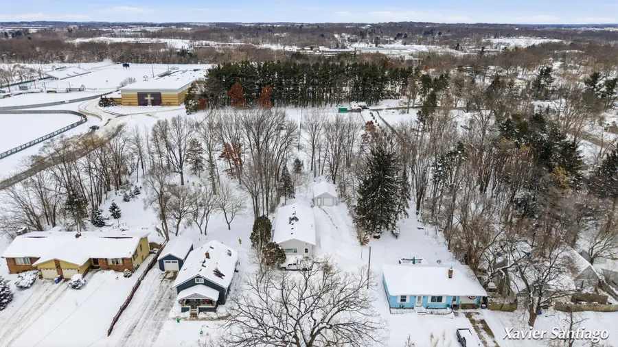 1629 Richmond Street Nw, Grand Rapids, MI 49504 - Image #3