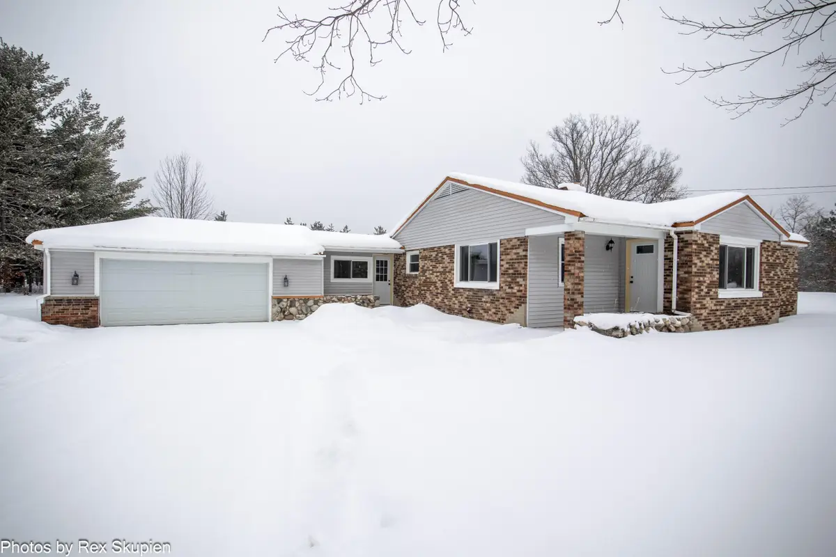 1861 E Monroe Street, White Cloud, MI 49349 - Image #1