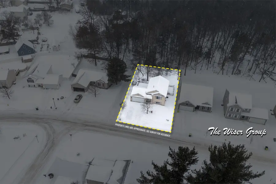 1207 Cedarwood Drive, Greenville, MI 48838 - Image #2
