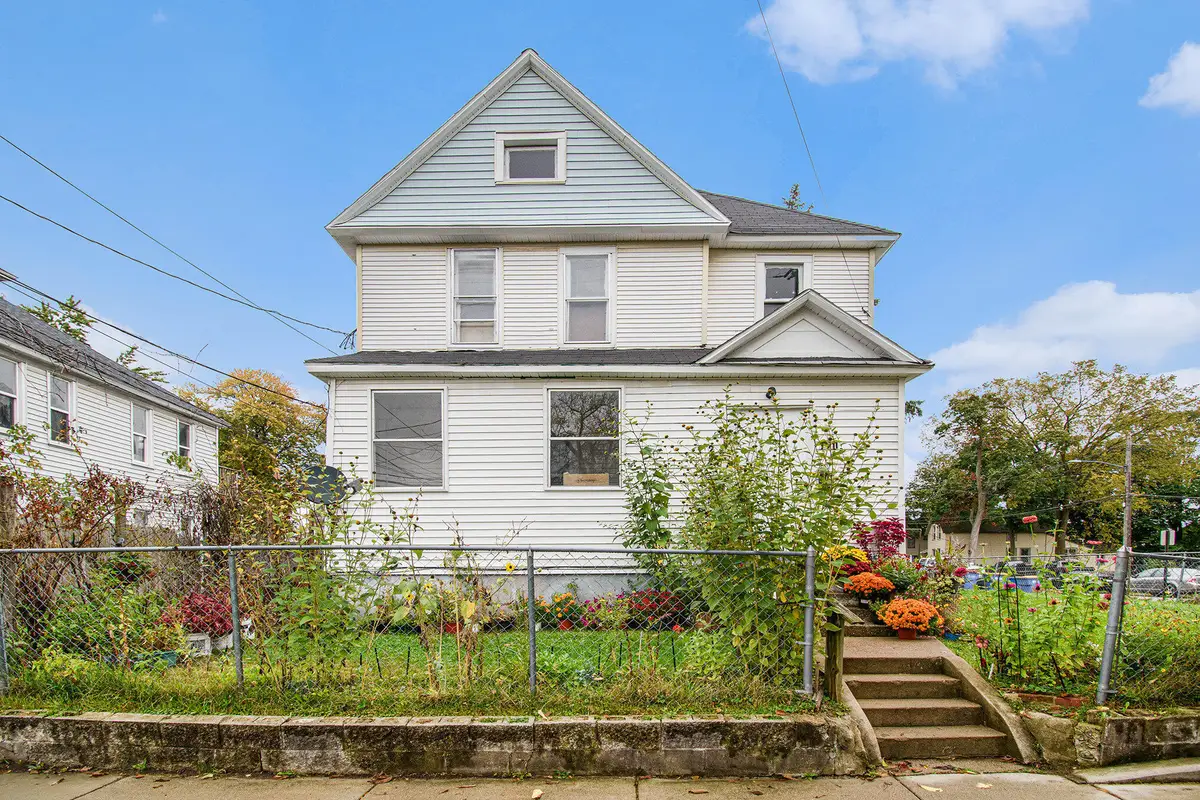 429 Laurel Street Sw, Grand Rapids, MI 49503 - Image #1