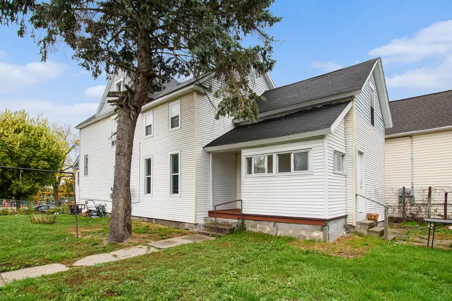 429 Laurel Street Sw, Grand Rapids, MI 49503 - Image #2