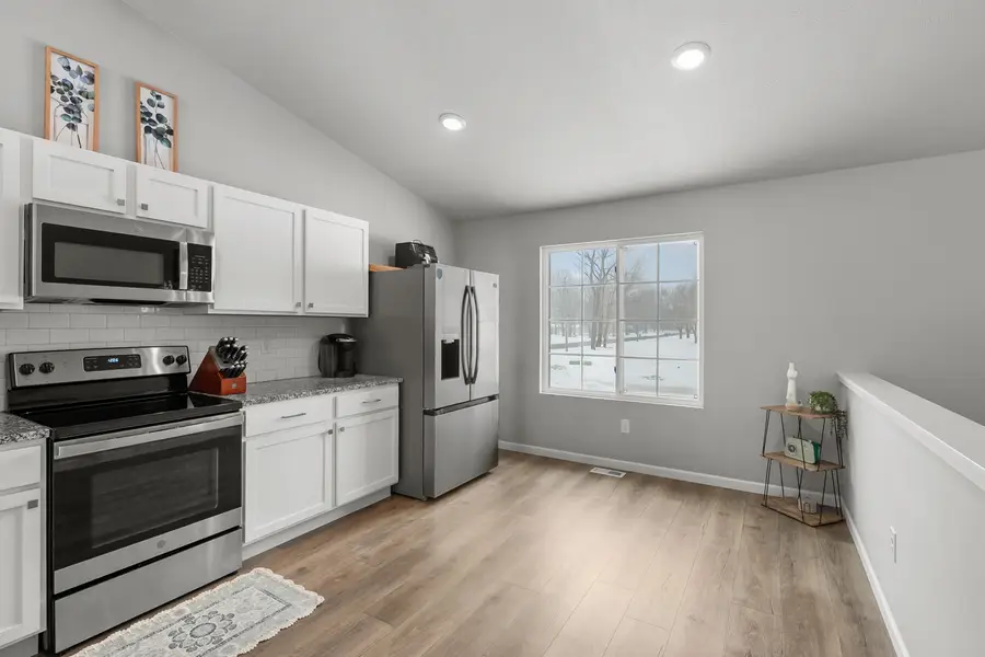 5088 Lake Pines Court, Vicksburg, MI 49097 - Image #3