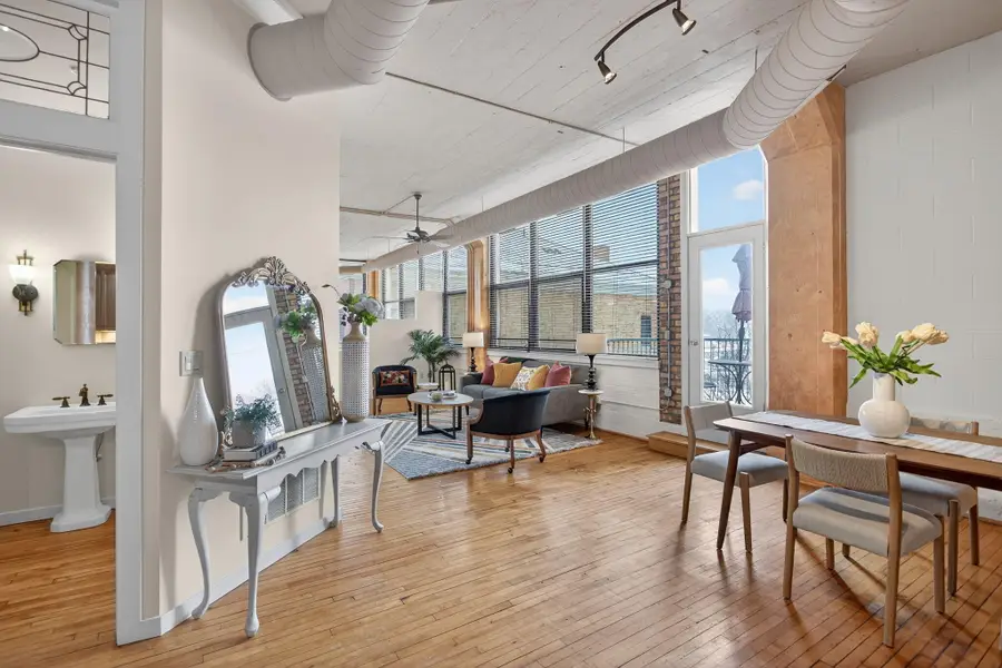 109 W Washington Avenue, Jackson, MI 49201 - Image #3