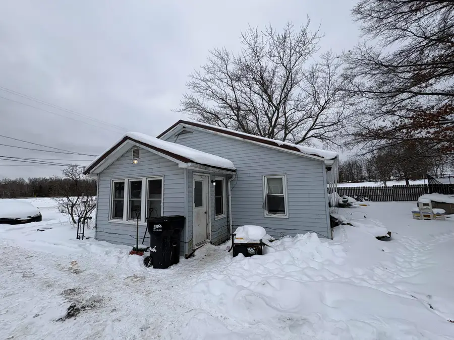 1403 E James Street, White Cloud, MI 49349 - Image #2