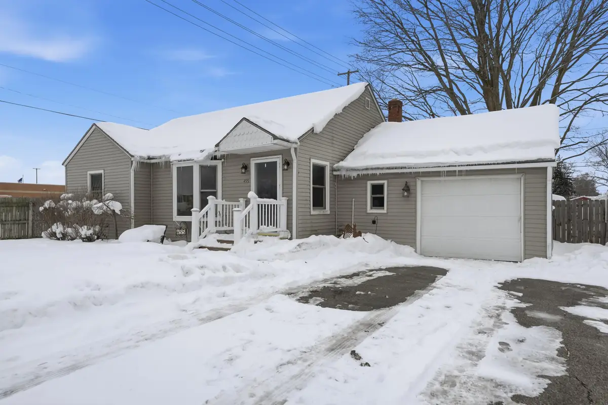 455 Faircrest Avenue Nw, Grand Rapids, MI 49534 - Image #1