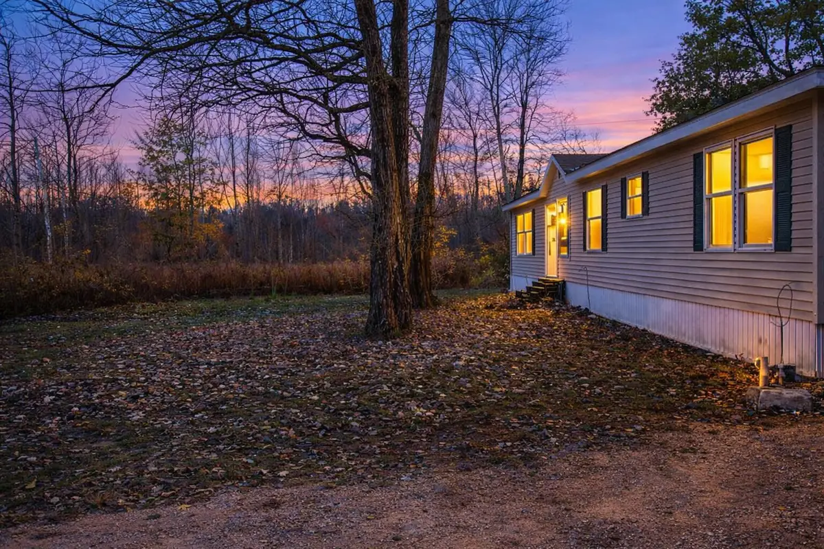 18350 Eisenhower Road, Morley, MI 49336 - Image #1