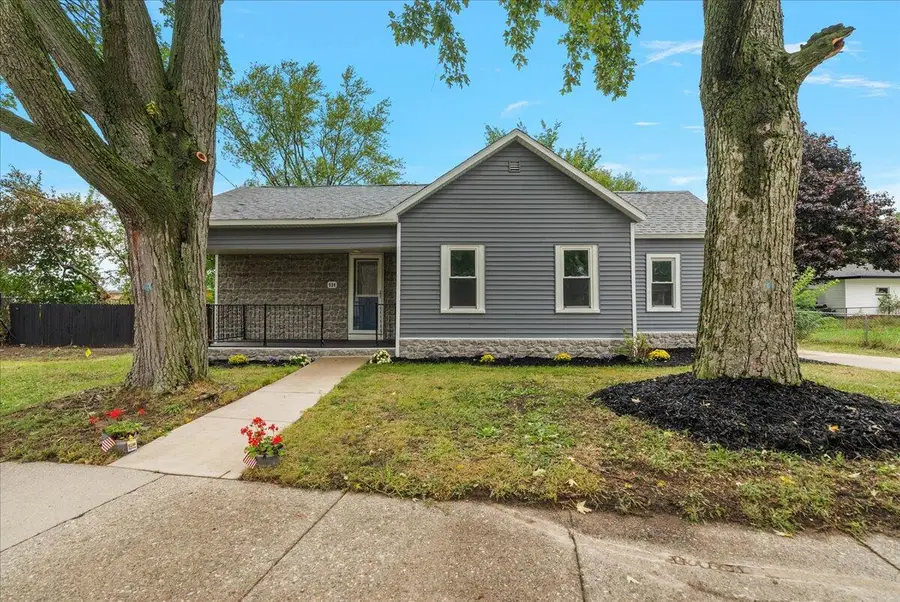 984 Evanston Avenue, Muskegon, MI 49442 - Image #2