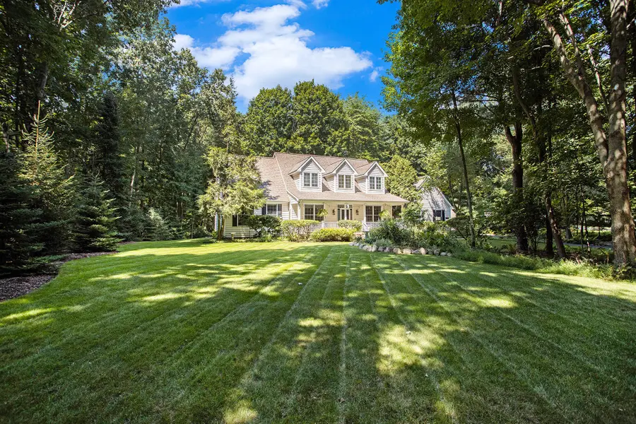 8021 N Yorkville Lane, Richland, MI 49083 - Image #2