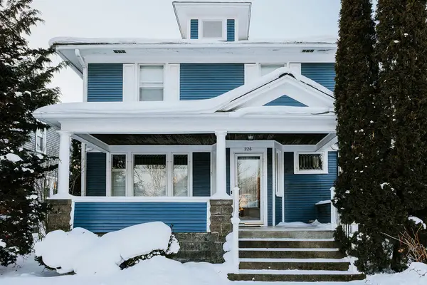 226 W 15th Street, Holland, MI 49423