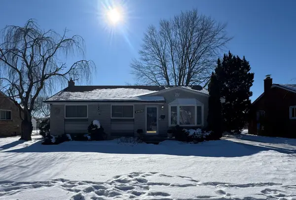 24030 Harvard Shore Drive, Saint Clair Shores, MI 48082
