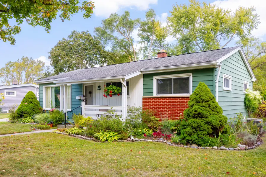 2723 Radcliffe Avenue, Ann Arbor, MI 48104 - #3