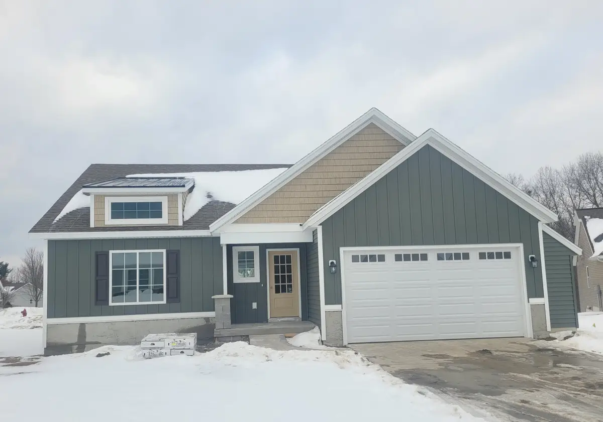 Unit 79 Rose Ridge Drive Ne, Rockford, MI 49341 - Image #1