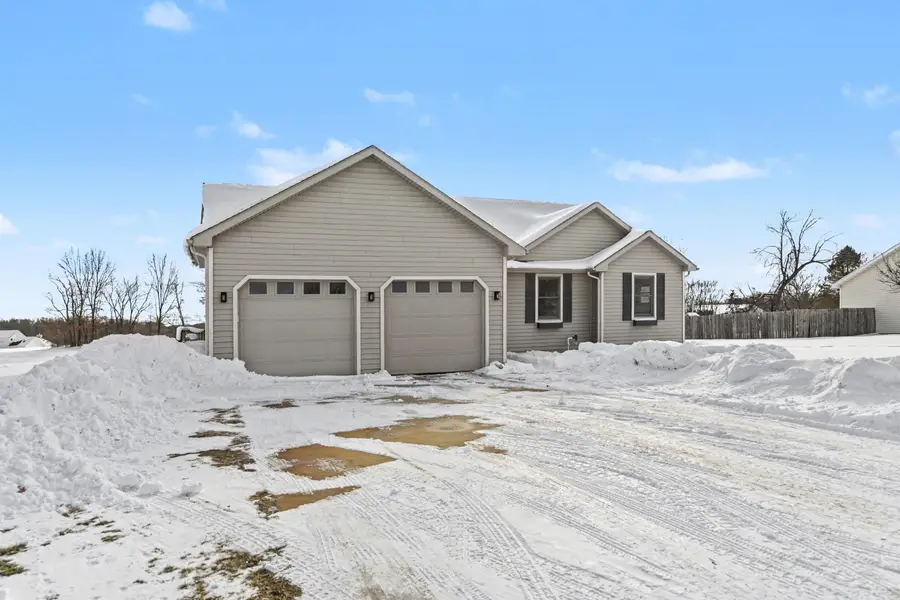 29413 Saddlebred Lane, Dowagiac, MI 49047 - Image #2