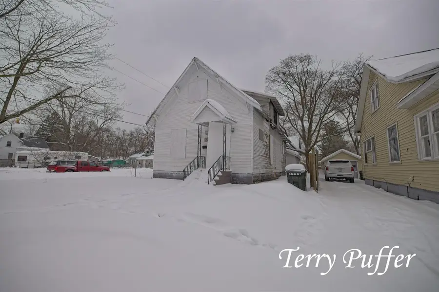 1676 Pine Street, Muskegon, MI 49442 - Image #2
