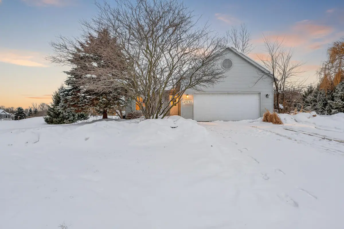12241 Ives Meadow Lane Ne, Cedar Springs, MI 49319 - Image #1