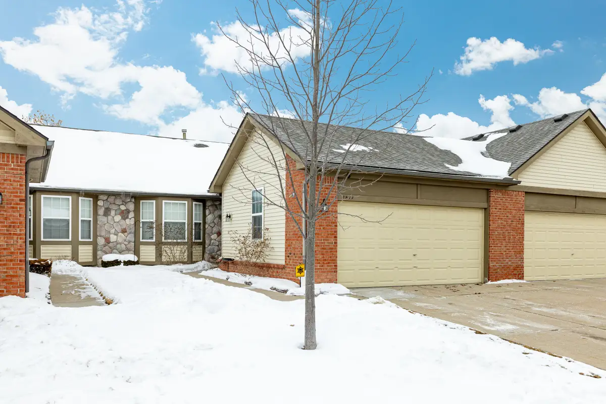 1877 N Kenwyck Drive, Ypsilanti, MI 48198 - Image #1