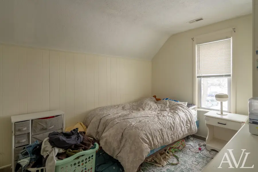 117 Deloney Avenue Sw, Grand Rapids, MI 49504 - Image #3