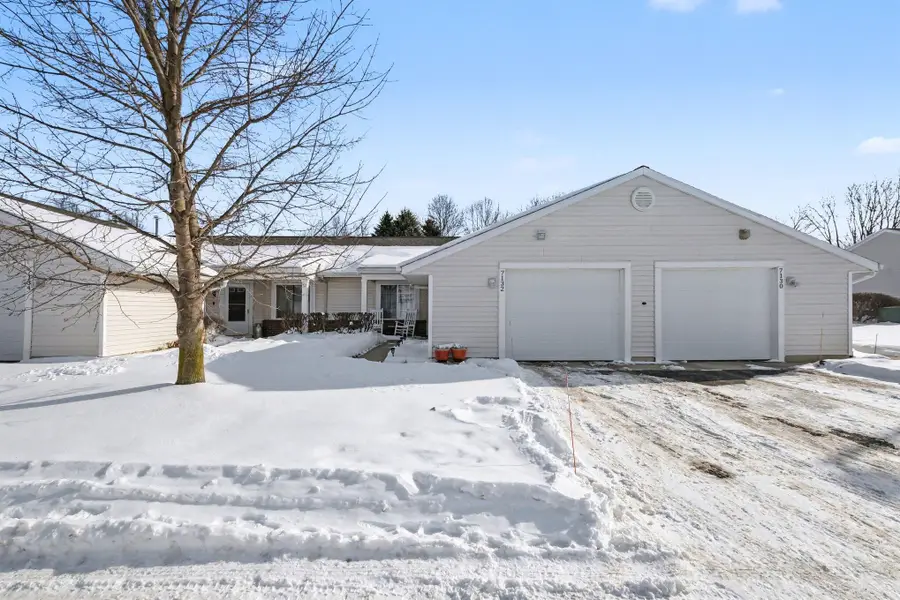 7132 E Cannon Place Drive Ne, Rockford, MI 49341 - Image #2