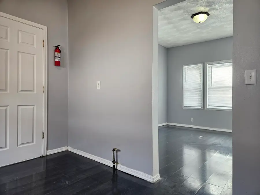 1002 Hazard Avenue, Kalamazoo, MI 49048 - Image #3