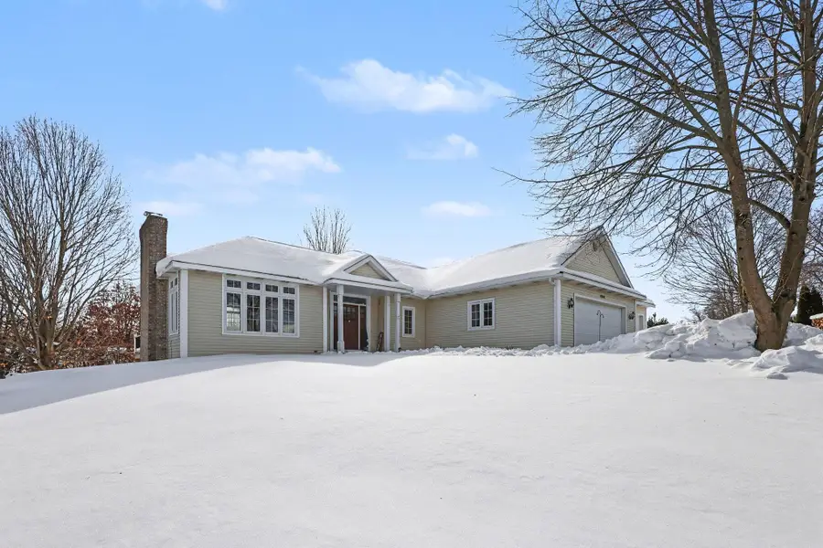 4964 Laurelwood Drive, Hudsonville, MI 49426 - Image #2