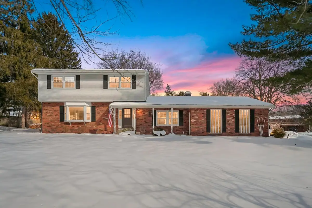 1112 Woodview Drive, Portage, MI 49024 - Image #1