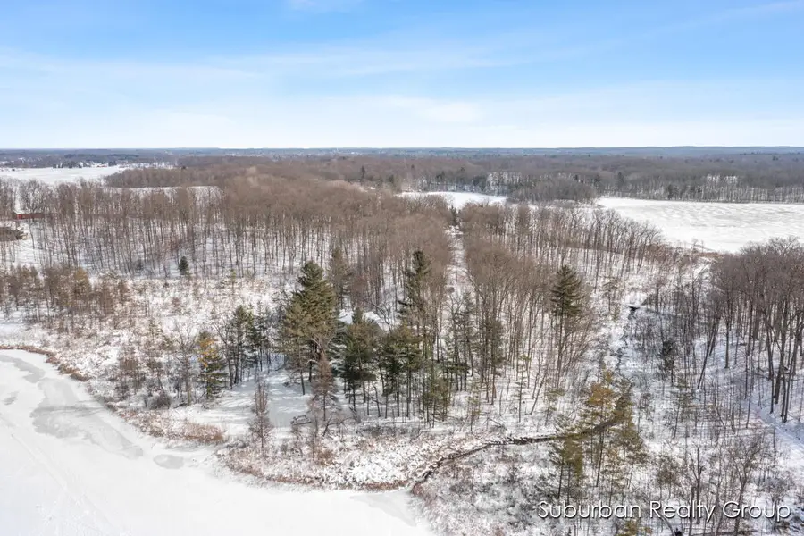 17610 Simmons Avenue Ne, Cedar Springs, MI 49319 - Image #3