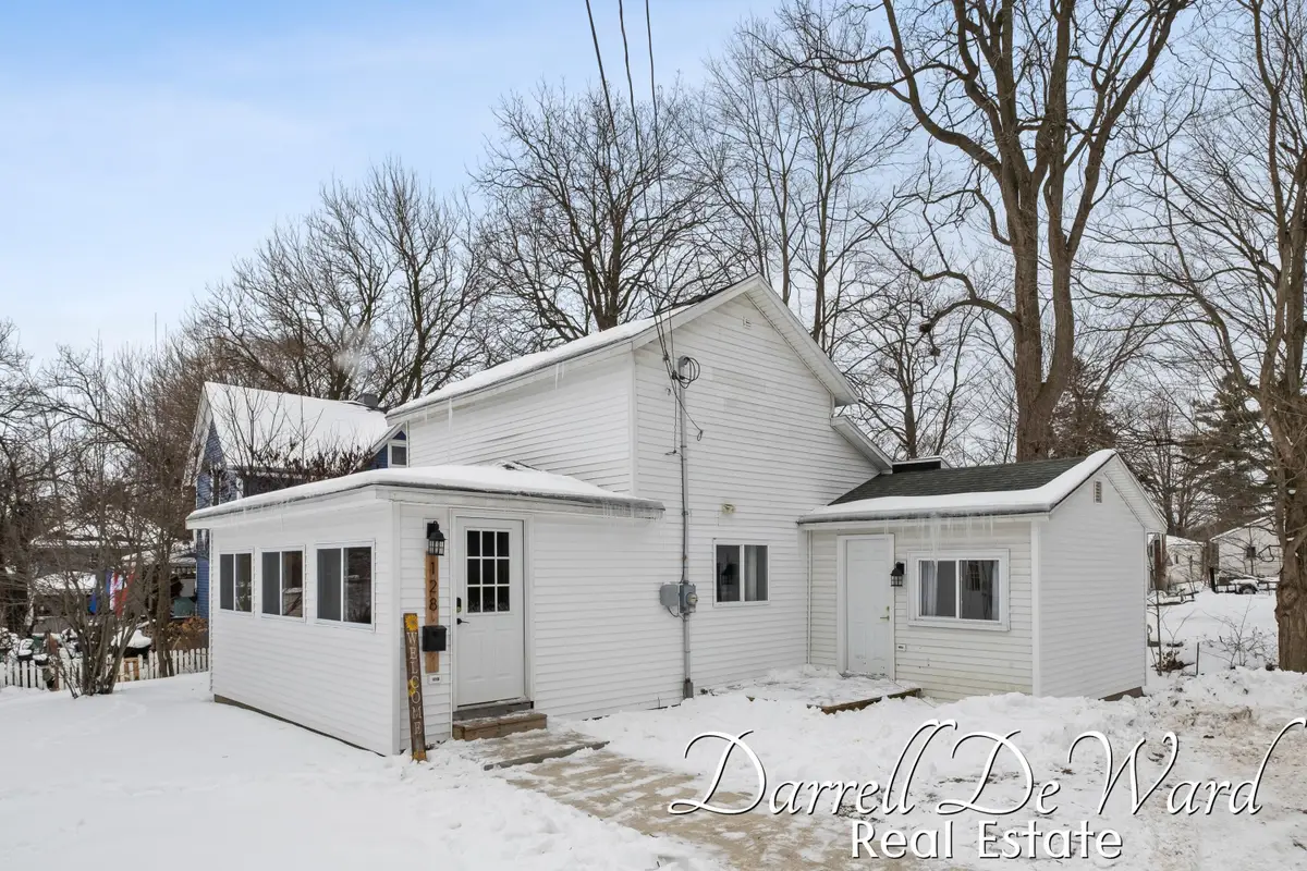 128 E Grand Street, Hastings, MI 49058 - Image #1