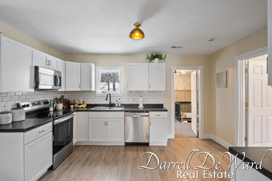 128 E Grand Street, Hastings, MI 49058 - Image #2