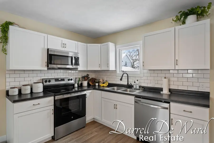 128 E Grand Street, Hastings, MI 49058 - Image #3