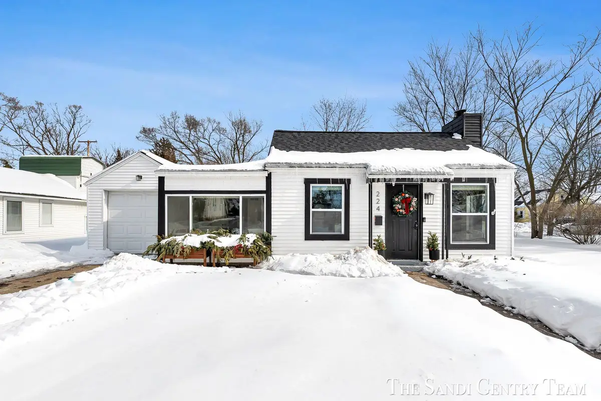 224 S Griffin Street, Grand Haven, MI 49417 - Image #1