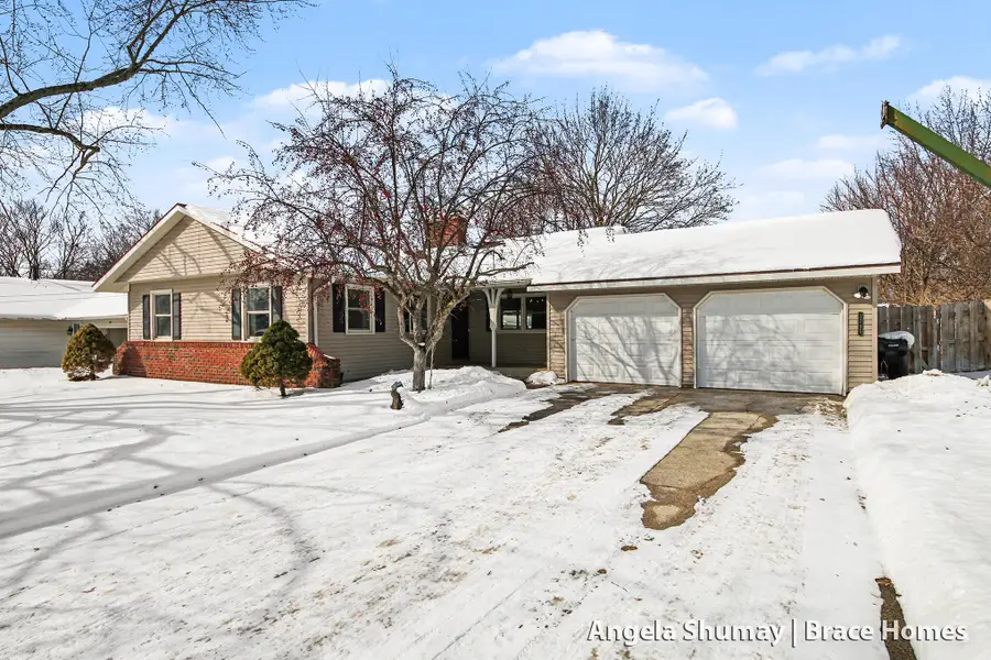 2785 Northville Drive Ne, Grand Rapids, MI 49525 - Image #2