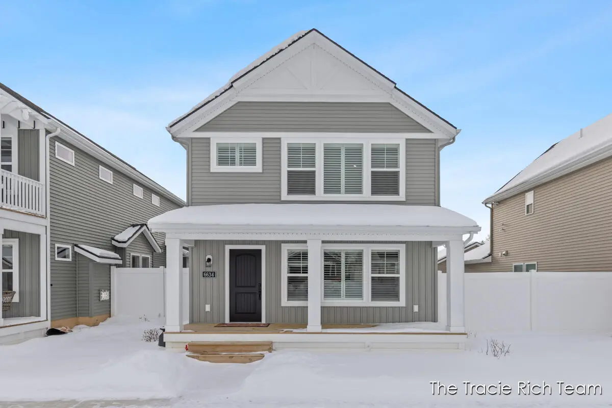 6634 N Square Lane, Rockford, MI 49341 - Image #1