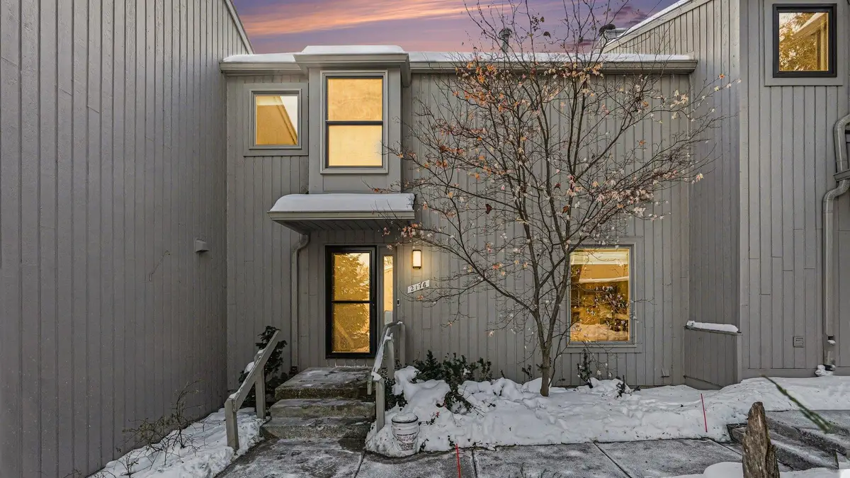 2176 Overlook Court, Ann Arbor, MI 48103 - Image #1