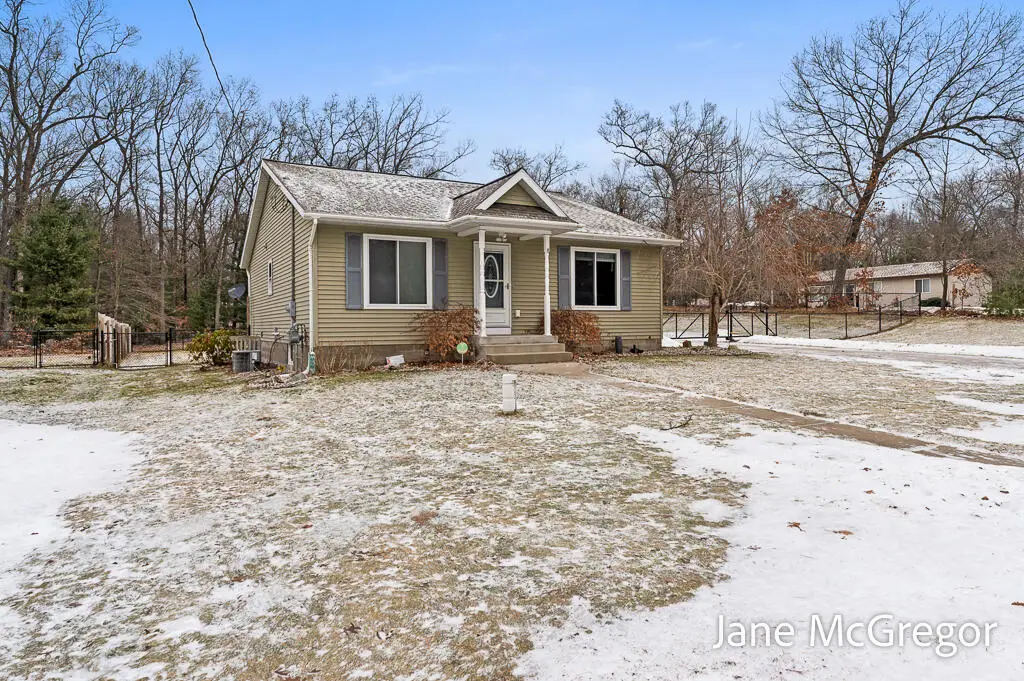 696 W Madison Road, Twin Lake, MI 49457 - Image #1
