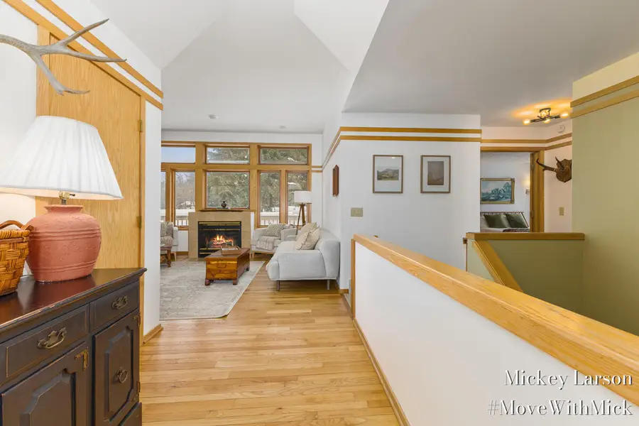 7000 Camelback Drive Ne, Rockford, MI 49341 - Image #2