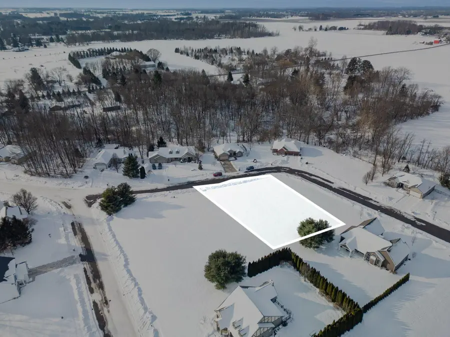 561 Wittenberg Path, Saint Joseph, MI 49085 - Image #2