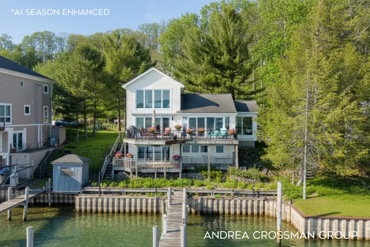 1005 Park Street, Saugatuck, MI 49453 - Image #1