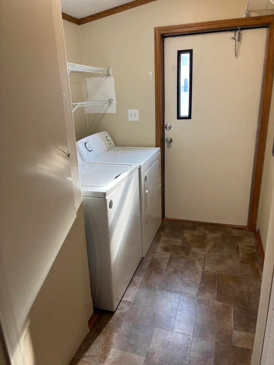 6704 Mill Stream Lane, Lansing, MI 48911 - #3