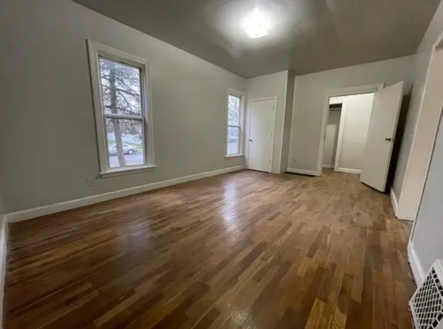 1013 Maple Avenue, Jackson, MI 49203 - #3