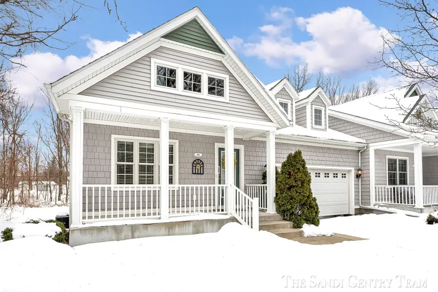 601 Lakeview Lane #1, Spring Lake, MI 49456 - #2