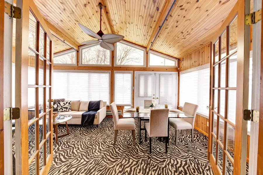 34617 Greentrees Road, Sterling Heights, MI 48312 - #3