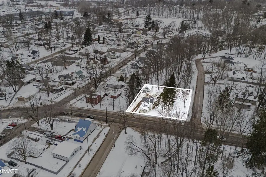 301 Grand Street, Allegan, MI 49010 - #3