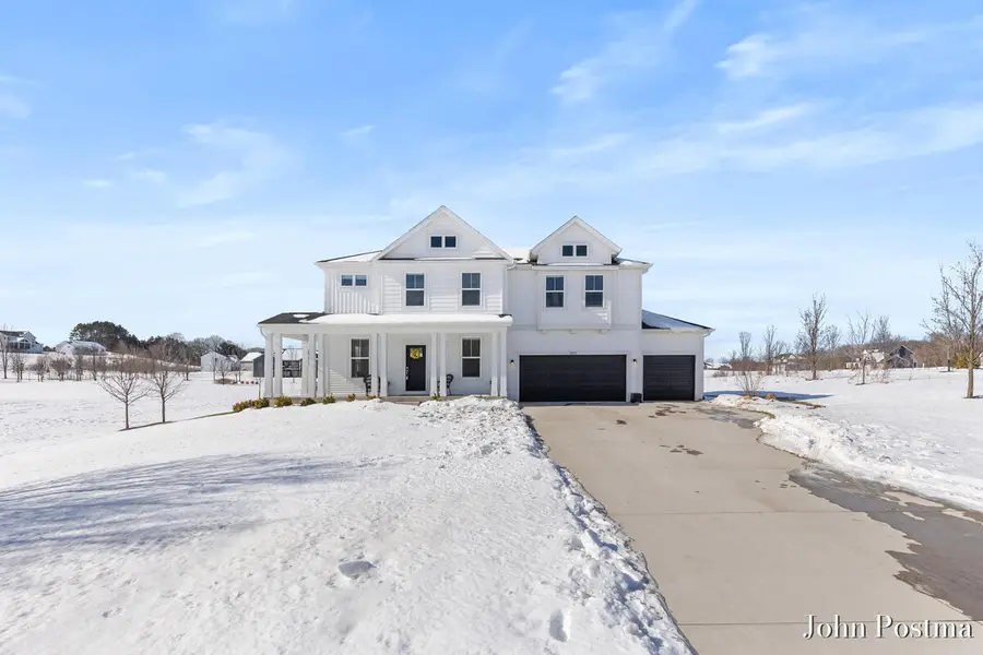 5827 Golden Hollow Drive Se, Grand Rapids, MI 49512 - #2