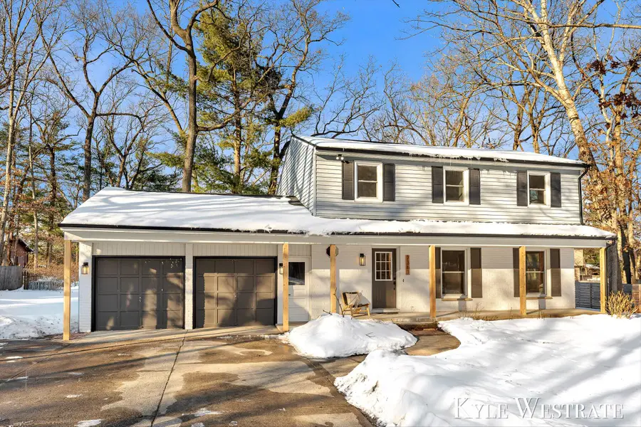 7361 Sheffield Drive Se, Ada, MI 49301 - #2