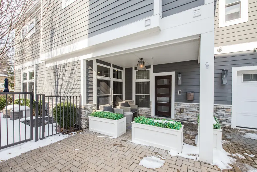 515 N Fifth Avenue #1, Ann Arbor, MI 48104 - #3