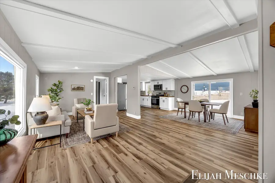 208 Clark Street, Lakeview, MI 48850 - #3