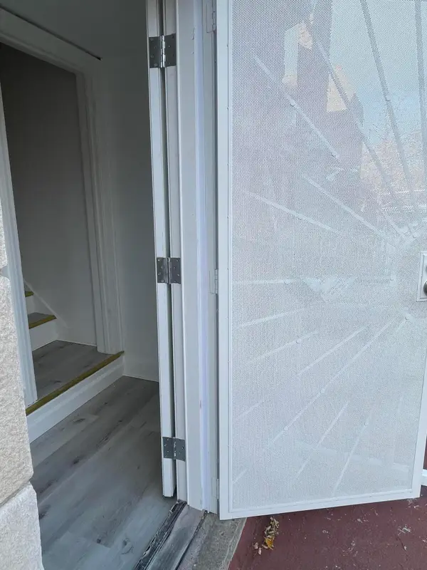 11739 Meyers Road, Detroit, MI 48227