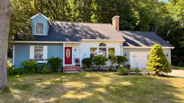 12637 Lakeshore Drive, Grand Haven, MI 49417